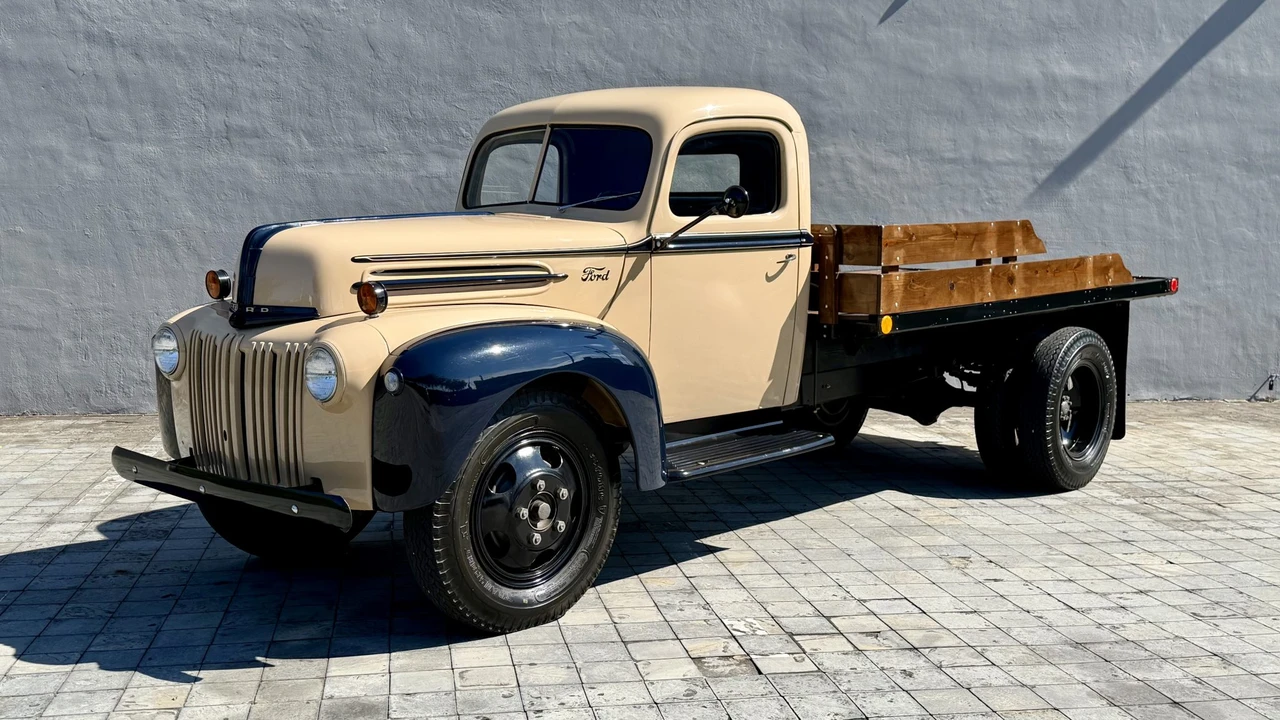 1947 Ford Pickup (1940-1947) - Image 2 of 31
