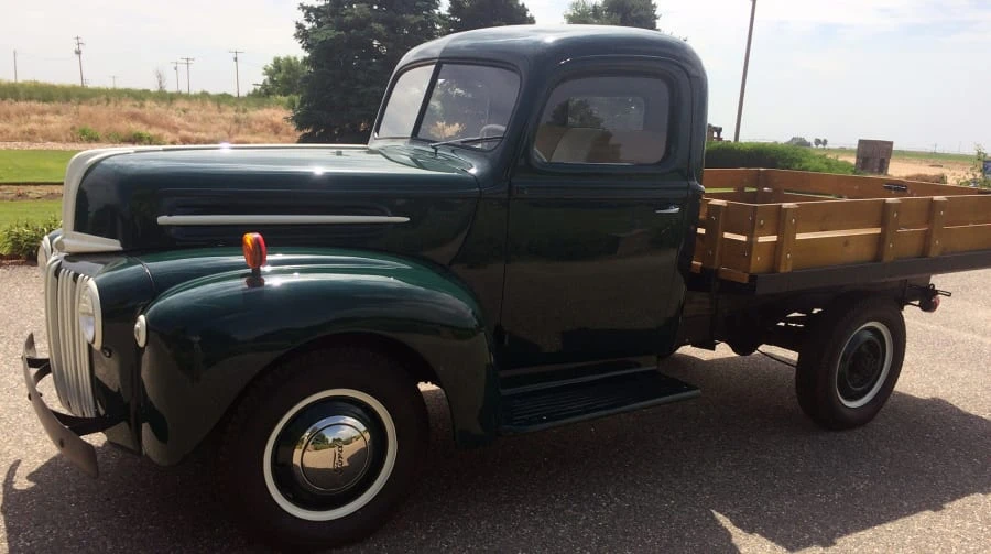 1947 Ford Pickup (1940-1947) - Image 2 of 10
