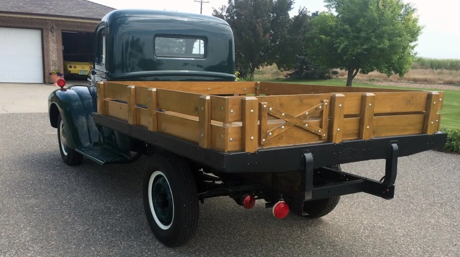 1947 Ford Pickup (1940-1947) - Image 3 of 10