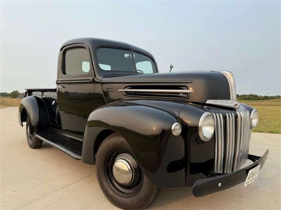 1947 Ford Pickup (1940-1947) - Image 2 of 9