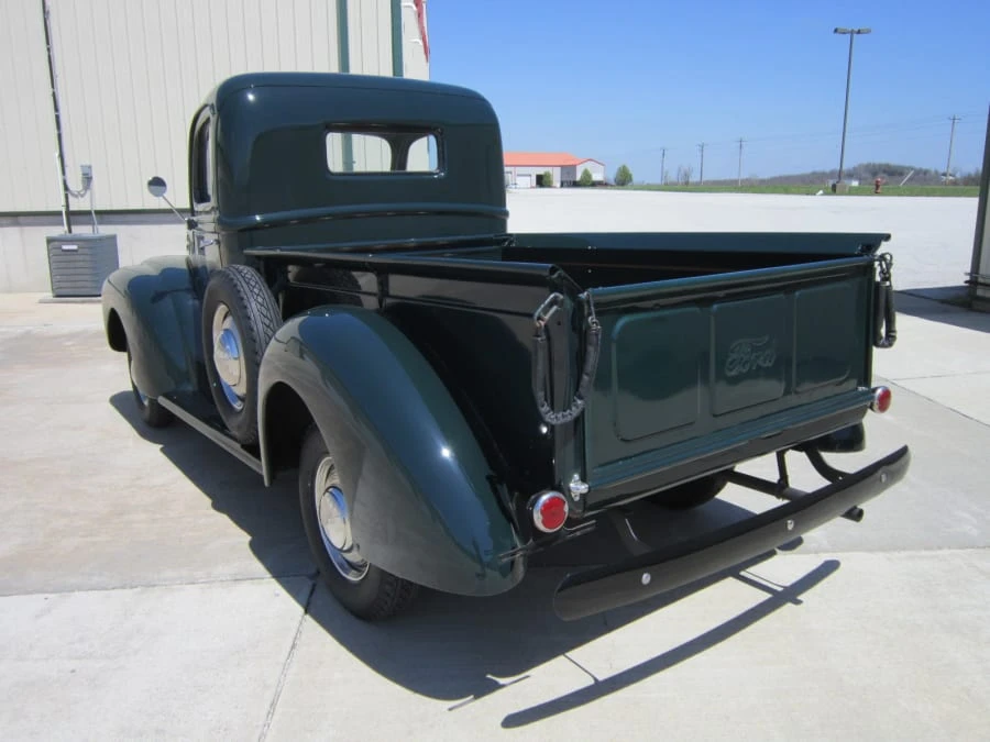 1947 Ford Pickup (1940-1947) - Image 3 of 5