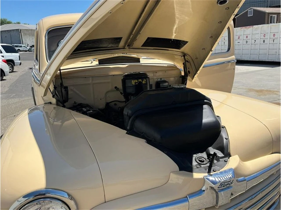 1947 Ford Standard & Deluxe & Super Deluxe - Image 11 of 31