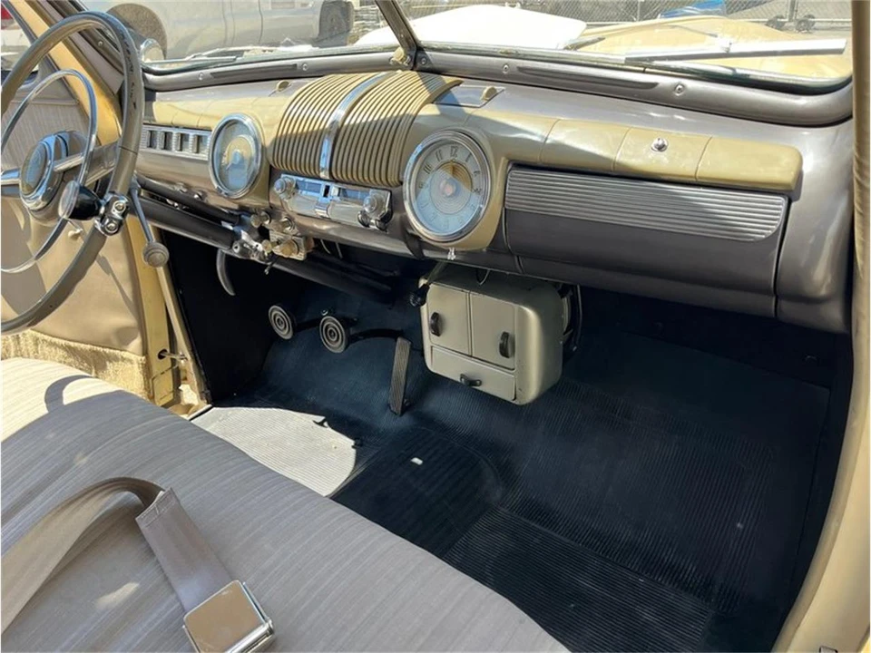 1947 Ford Standard & Deluxe & Super Deluxe - Image 26 of 31