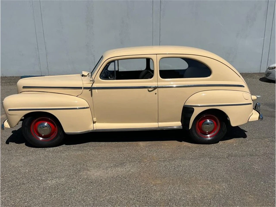 1947 Ford Standard & Deluxe & Super Deluxe - Image 2 of 31