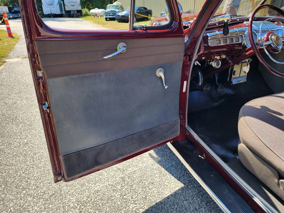 1947 Ford Standard & Deluxe & Super Deluxe - Image 19 of 31