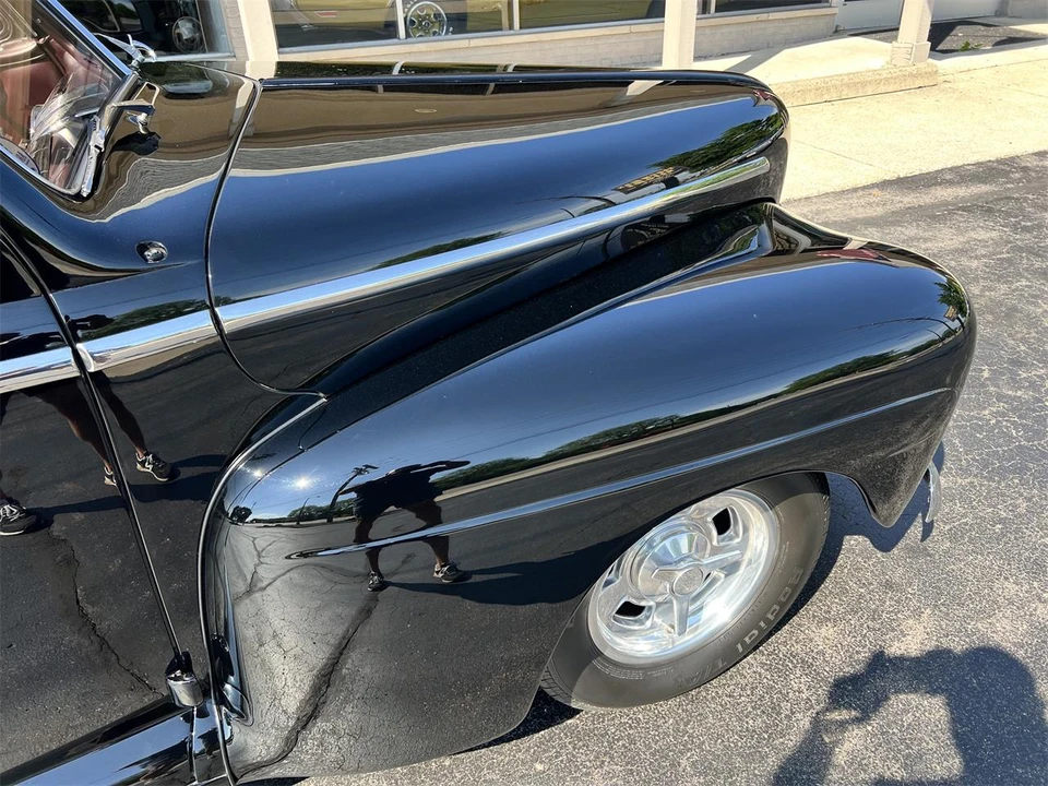 1947 Ford Standard & Deluxe & Super Deluxe - Image 2 of 31