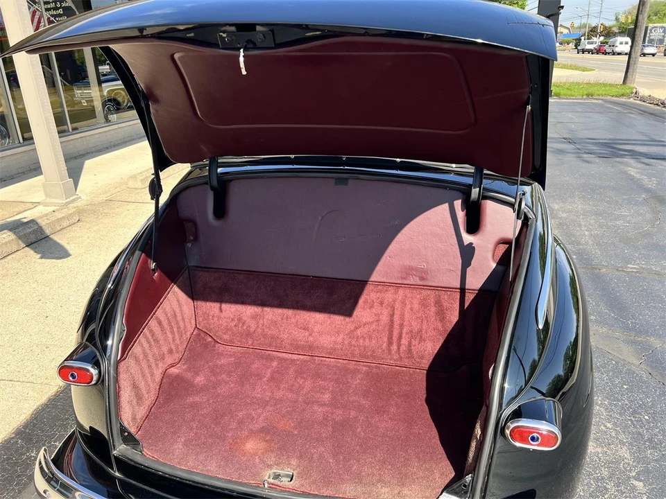 1947 Ford Standard & Deluxe & Super Deluxe - Image 23 of 31