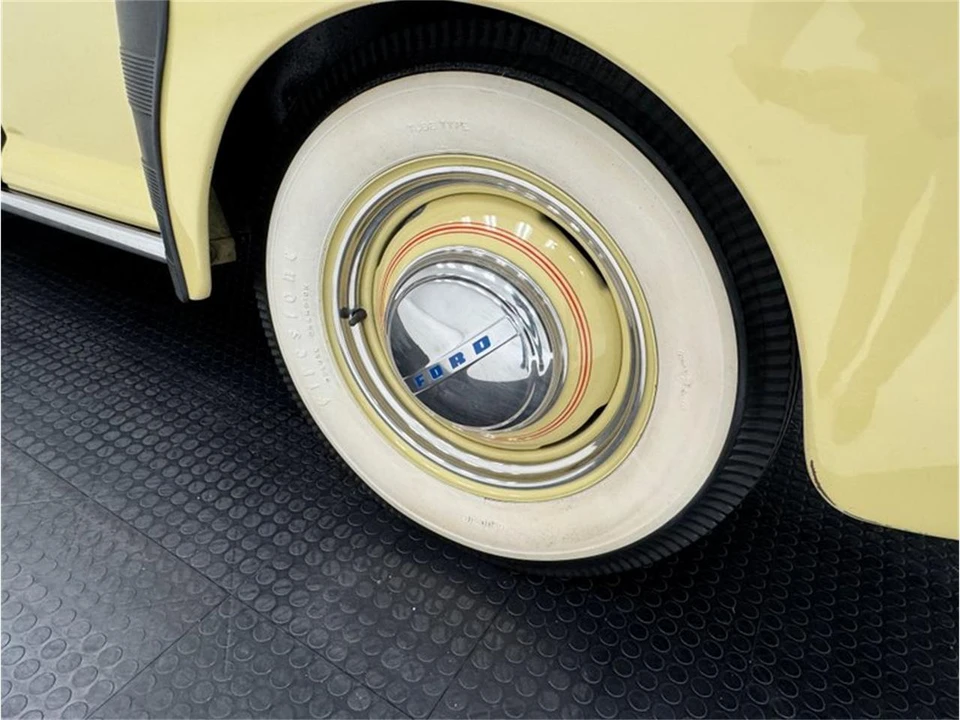 1947 Ford Standard & Deluxe & Super Deluxe - Image 23 of 31