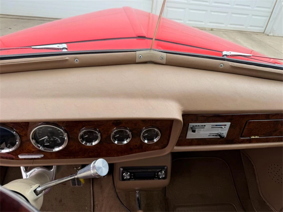 1947 Ford Standard & Deluxe & Super Deluxe - Image 18 of 31
