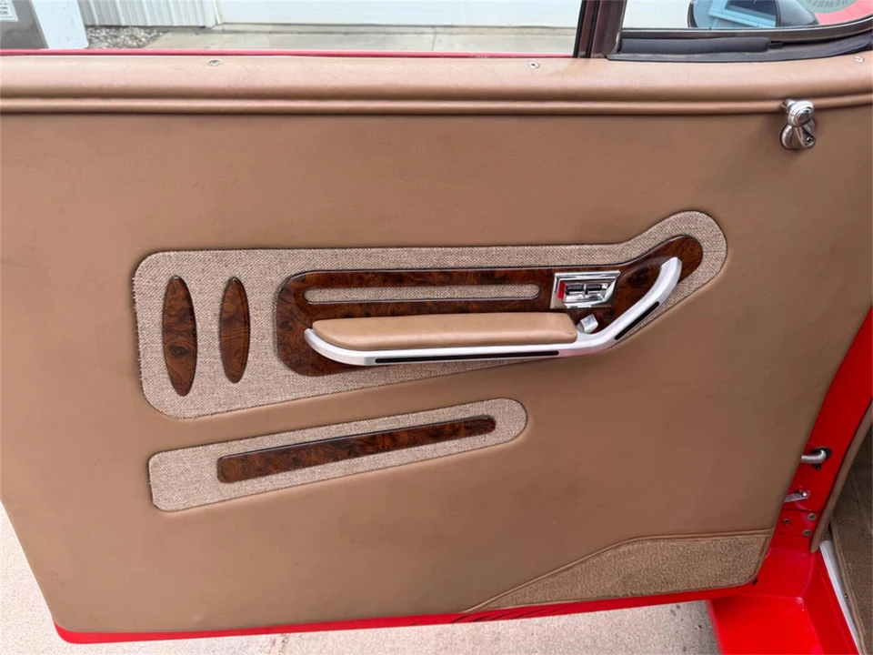 1947 Ford Standard & Deluxe & Super Deluxe - Image 28 of 31