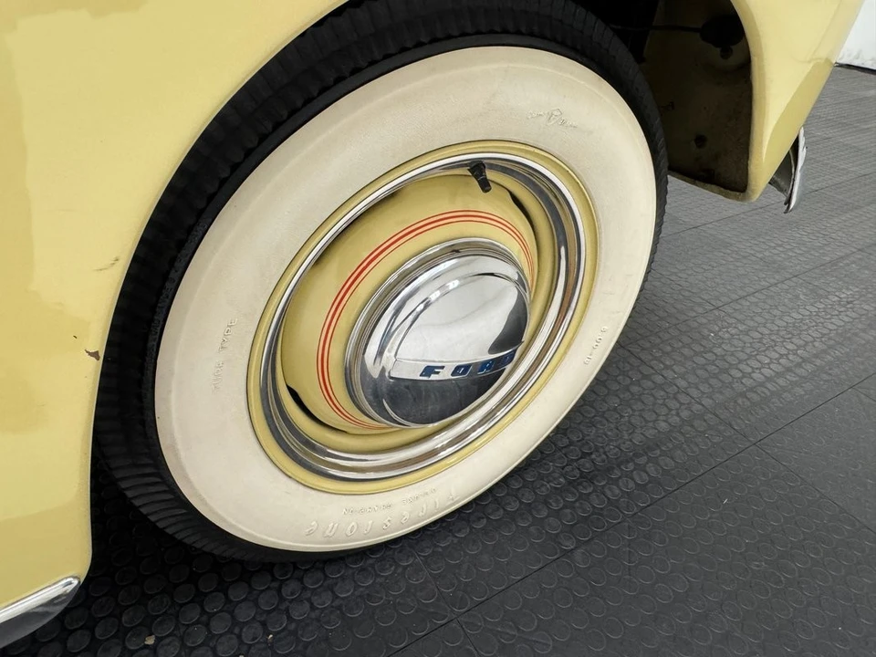 1947 Ford Standard & Deluxe & Super Deluxe - Image 29 of 31