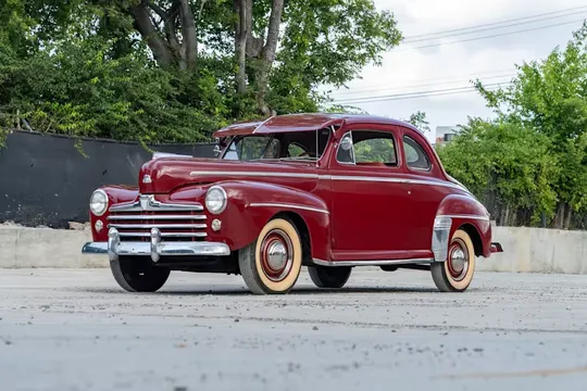 1947 Ford Super Deluxe Coupe