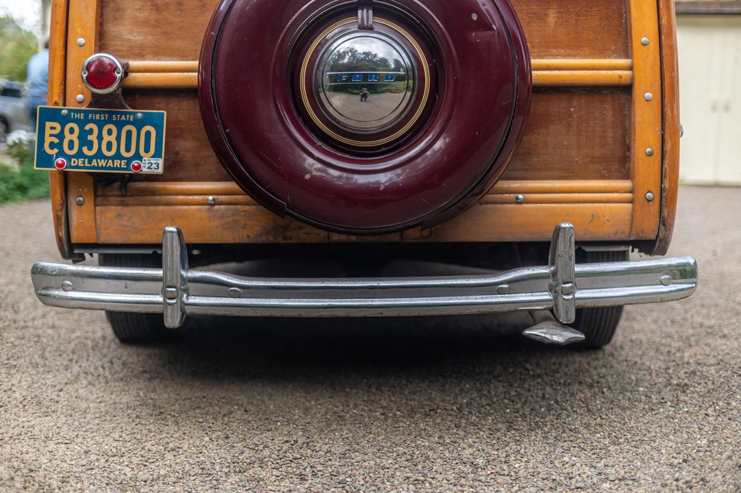 1947 Ford Standard & Deluxe & Super Deluxe - Image 22 of 31