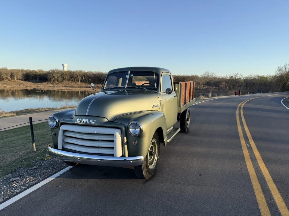 1947 GMC E-Series - Image 2 of 31