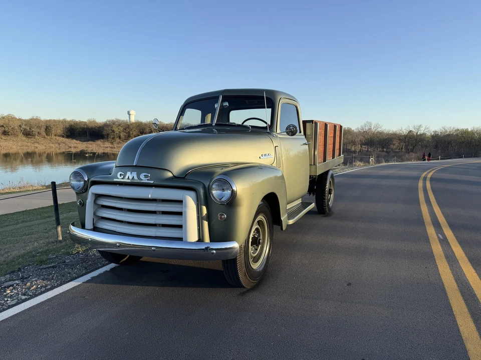 1947 GMC E-Series - Image 3 of 31