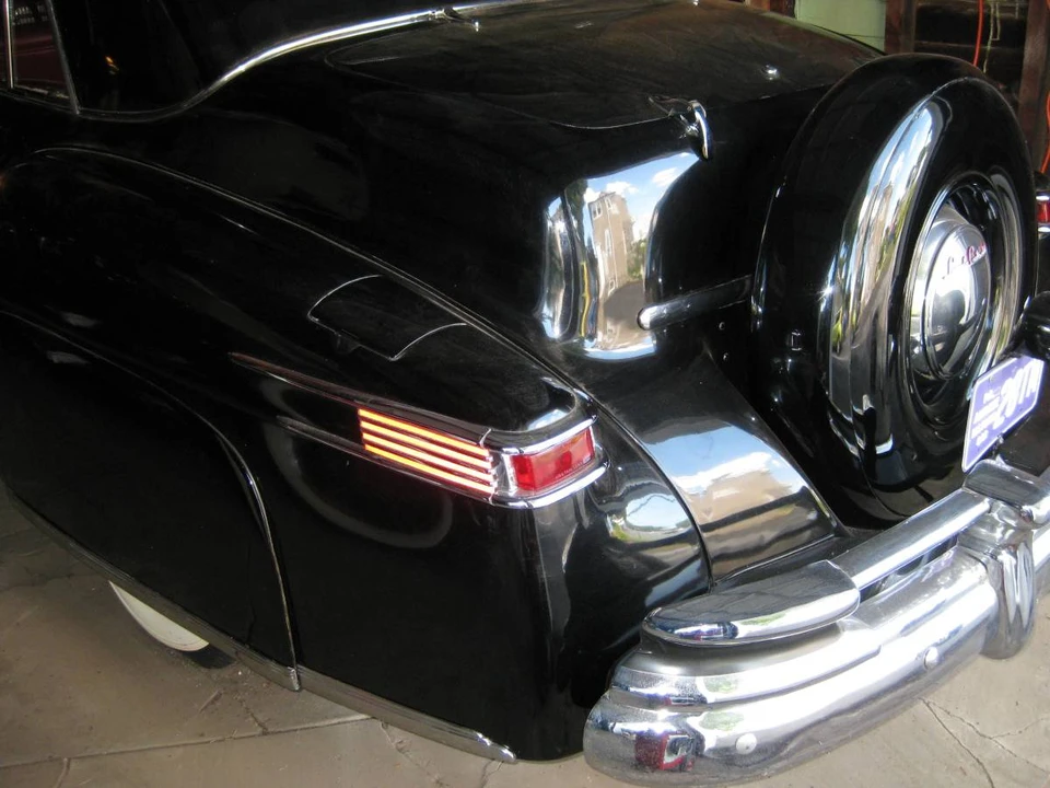 1947 Lincoln Continental 1st Gen - Image 17 of 20