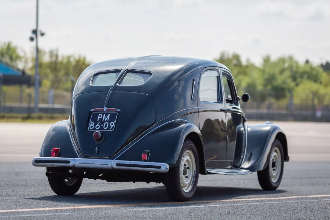 1947 Lancia - Image 2 of 30