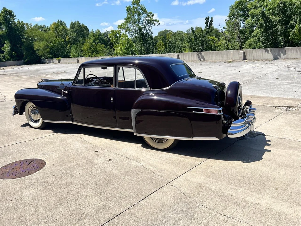 1947 Lincoln Continental 1st Gen - Image 11 of 31
