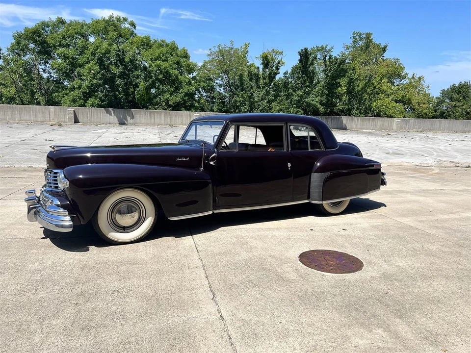 1947 Lincoln Continental 1st Gen - Image 2 of 31