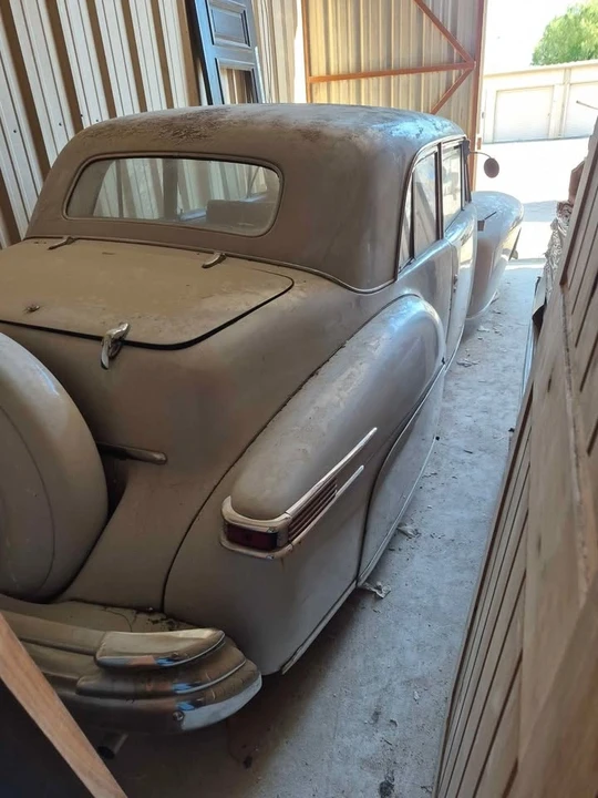 1947 Lincoln Continental 1st Gen - Image 3 of 5