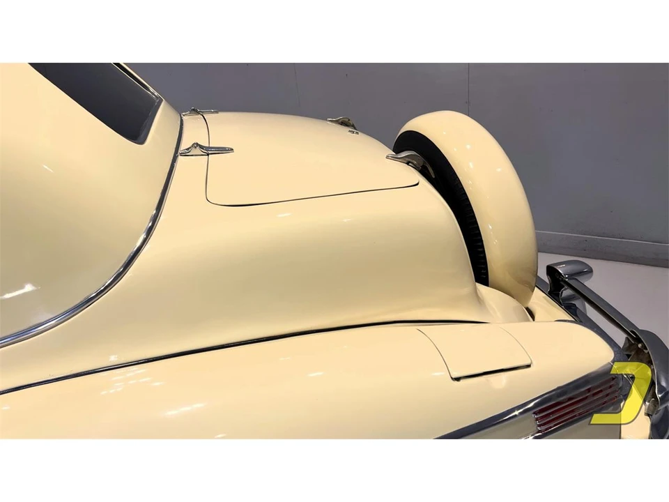 1947 Lincoln Continental 1st Gen - Image 30 of 31