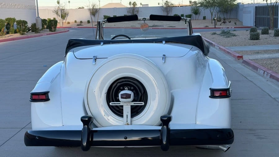 1947 Lincoln Continental 1st Gen - Image 4 of 14