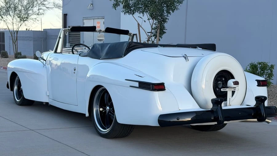 1947 Lincoln Continental 1st Gen - Image 2 of 14