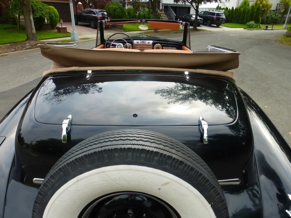 1947 Lincoln Continental 1st Gen - Image 11 of 31
