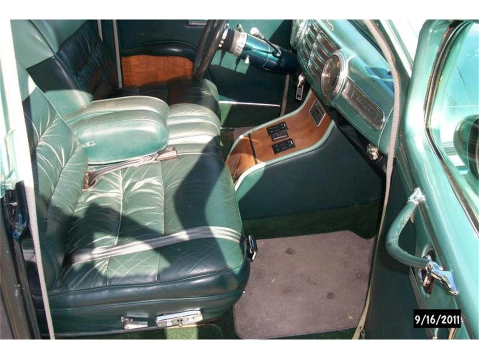 1947 Lincoln Zephyr - Image 24 of 31