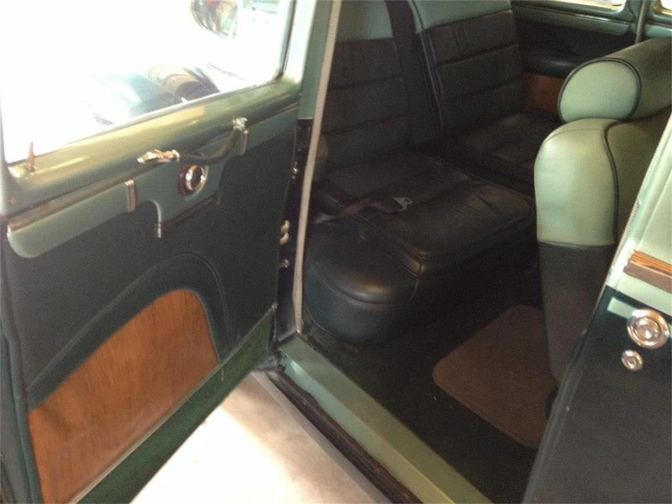 1947 Lincoln Zephyr - Image 22 of 31