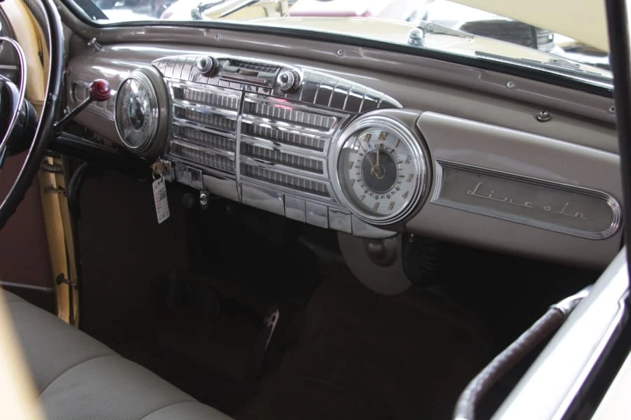 1947 Lincoln Continental 1st Gen - Image 4 of 7