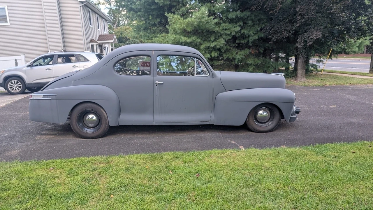 1947 Lincoln Zephyr - Image 2 of 21