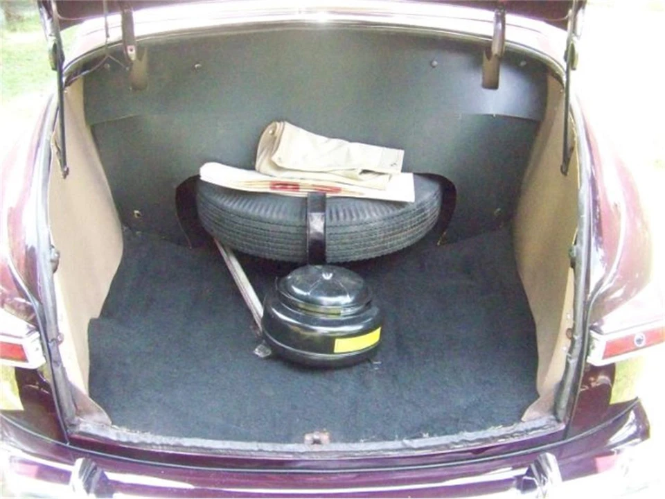 1947 Mercury Eight - Image 14 of 14