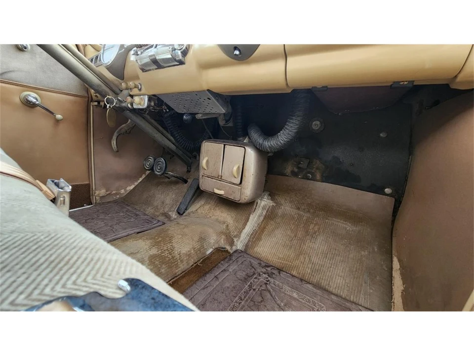 1947 Mercury Eight - Image 30 of 31