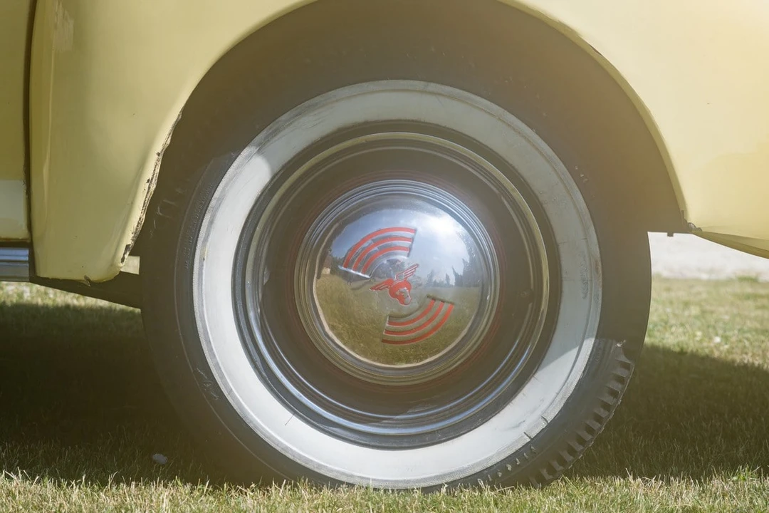 1947 Mercury Eight - Image 12 of 30