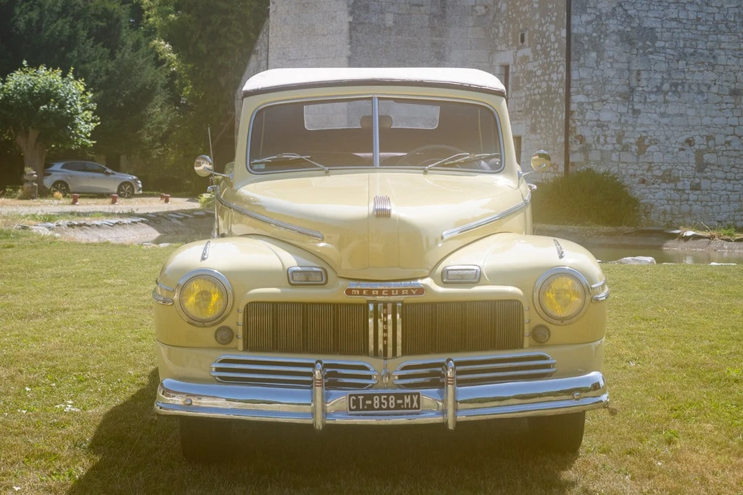 1947 Mercury Eight - Image 4 of 30