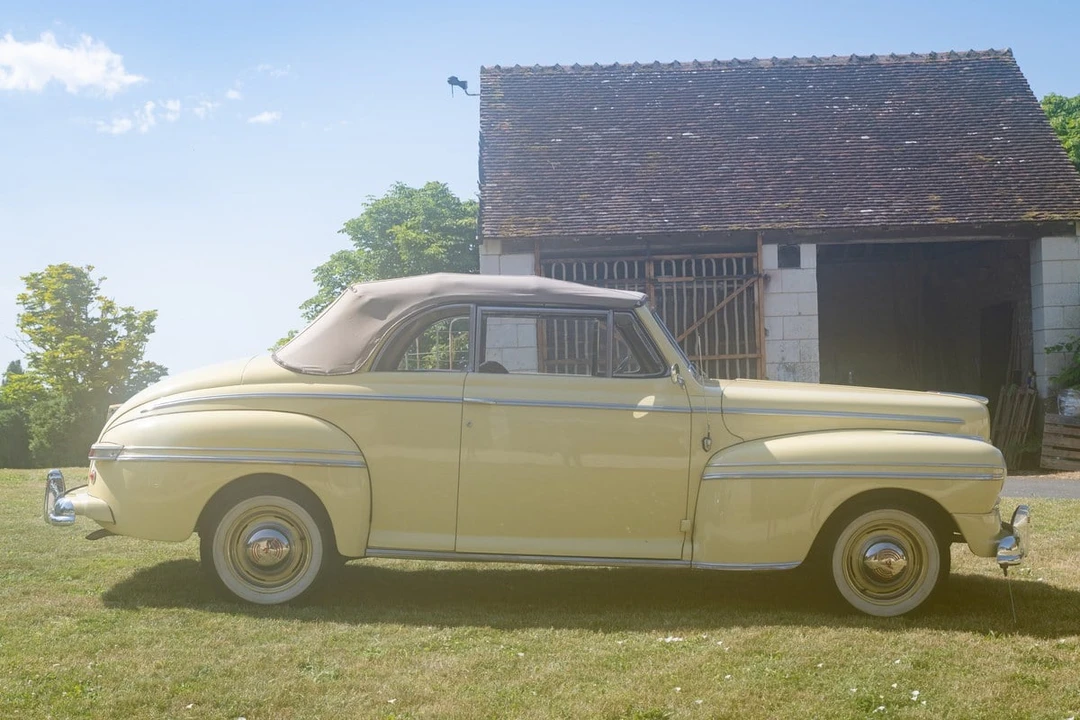 1947 Mercury Eight - Image 6 of 30