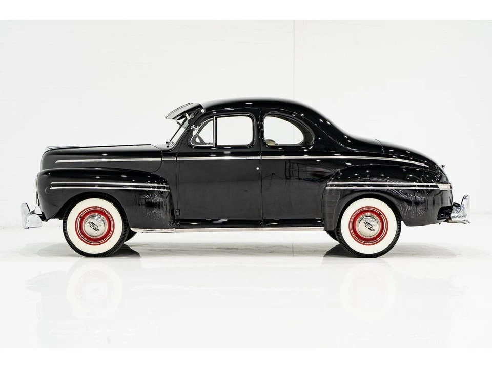 1947 Mercury Eight - Image 2 of 31