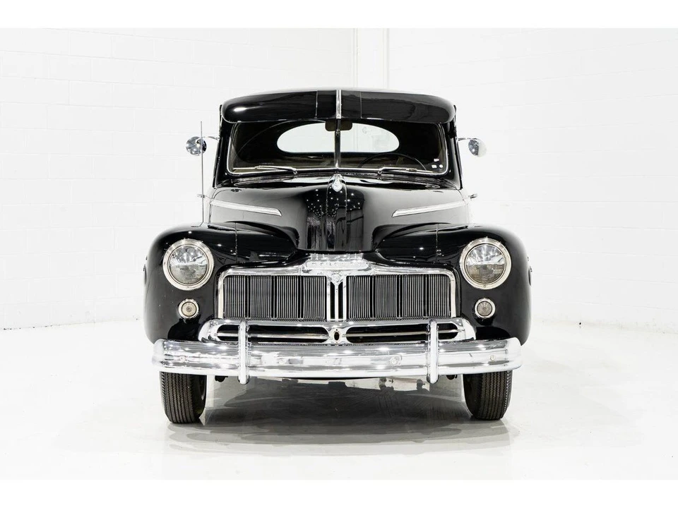 1947 Mercury Eight - Image 3 of 31