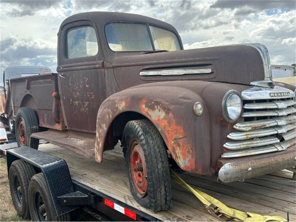 1947 Mercury Eight - Image 5 of 6