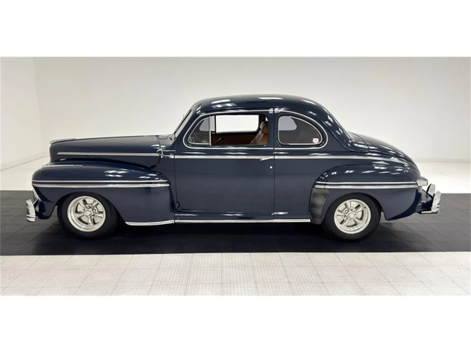 1947 Mercury Eight - Image 2 of 31