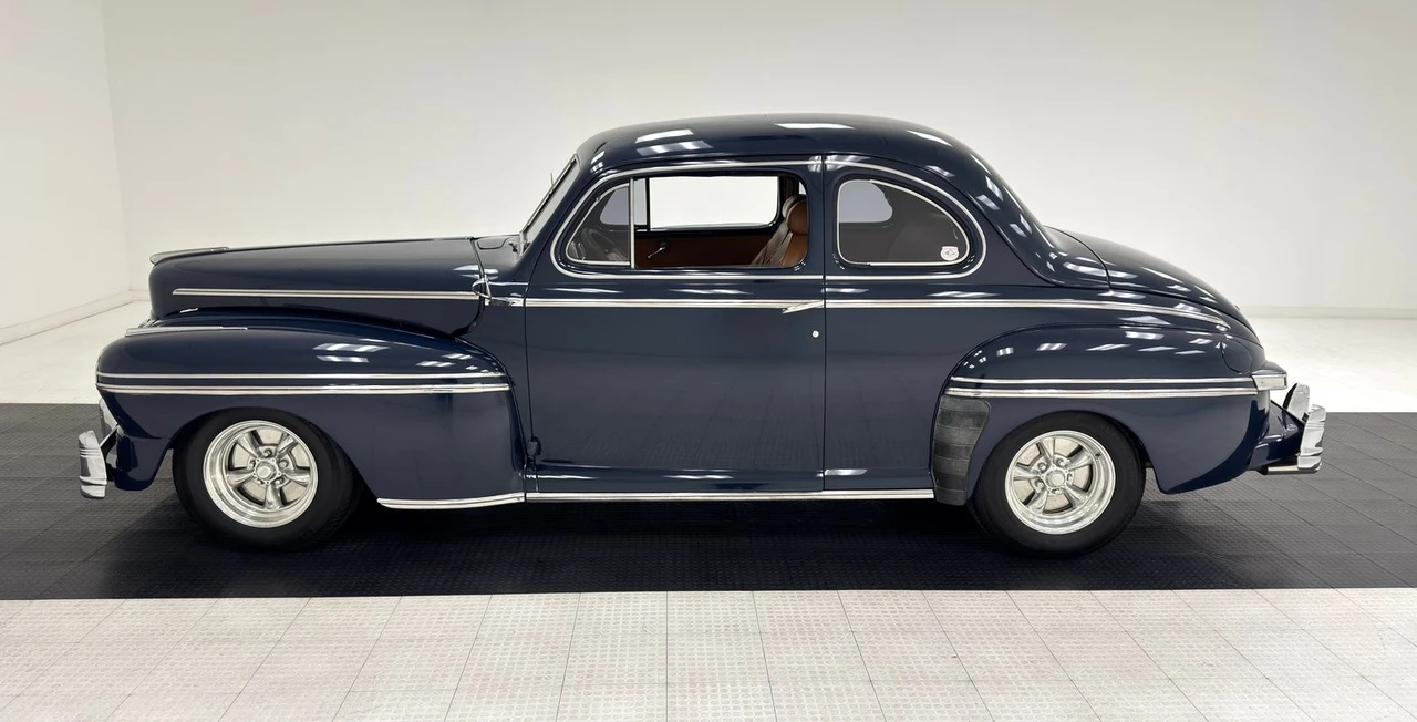 1947 Mercury Eight - Image 2 of 31