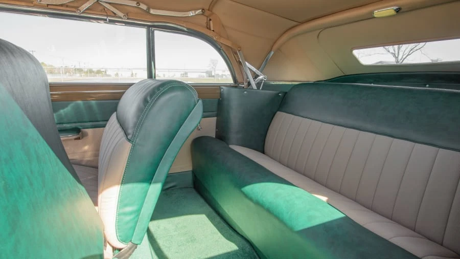 1947 Oldsmobile 98 - Image 4 of 7