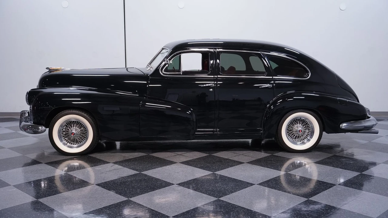 1947 Oldsmobile - Image 3 of 21