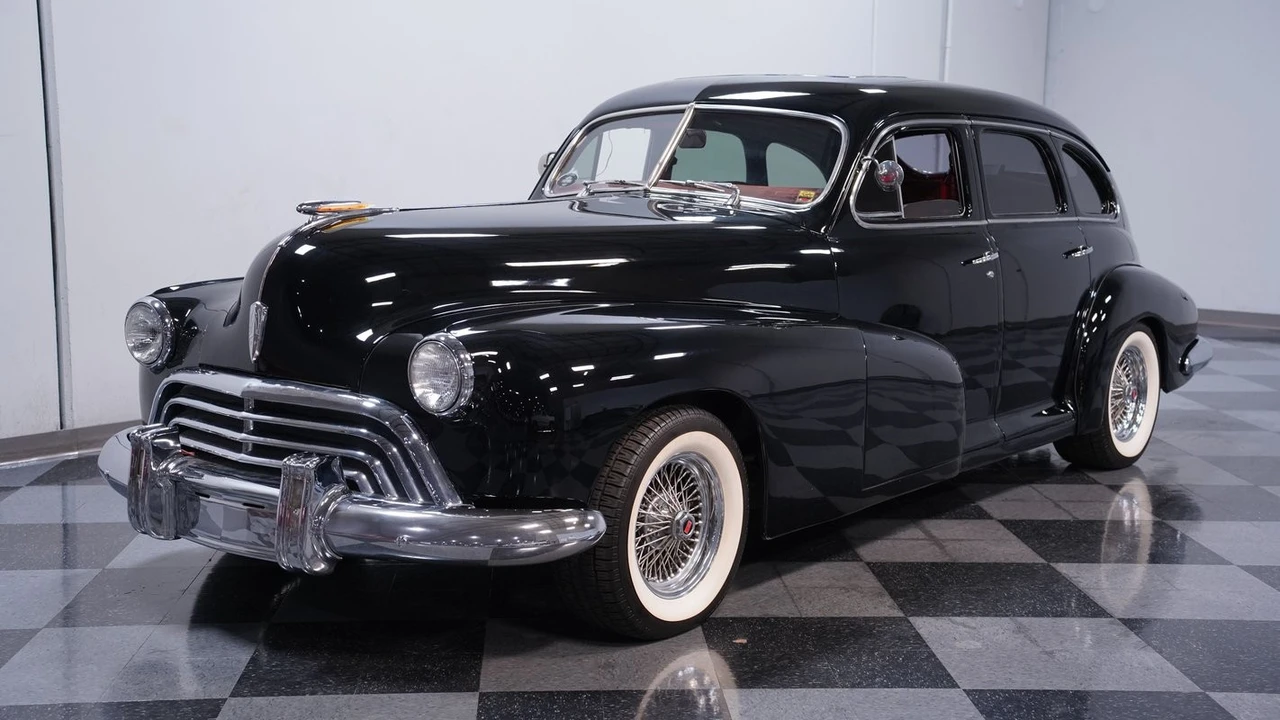 1947 Oldsmobile - Image 6 of 21