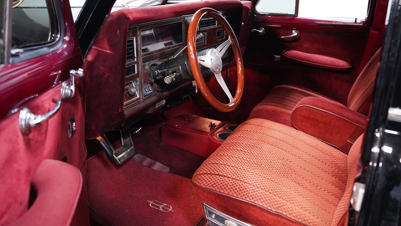 1947 Oldsmobile - Image 5 of 21