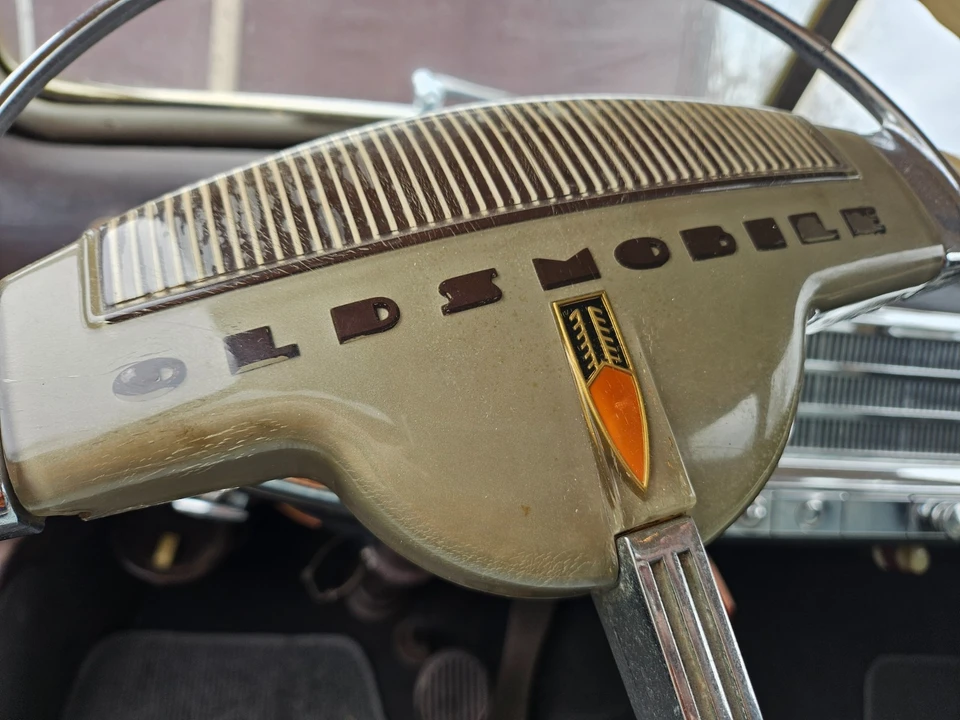 1947 Oldsmobile 98 - Image 13 of 20