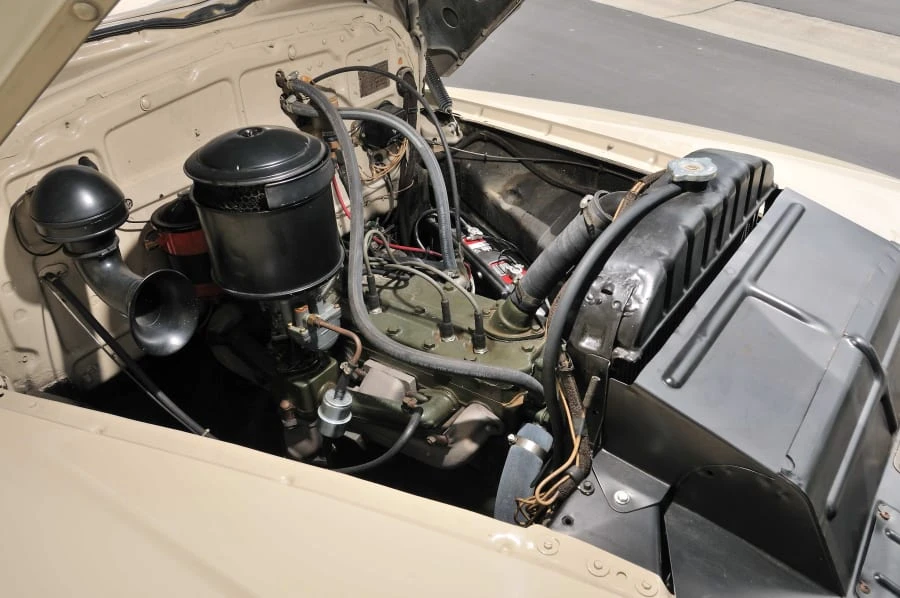 1947 Oldsmobile 98 - Image 6 of 12