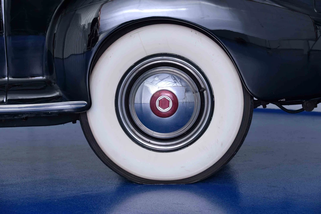 1947 Lincoln Zephyr - Image 26 of 31