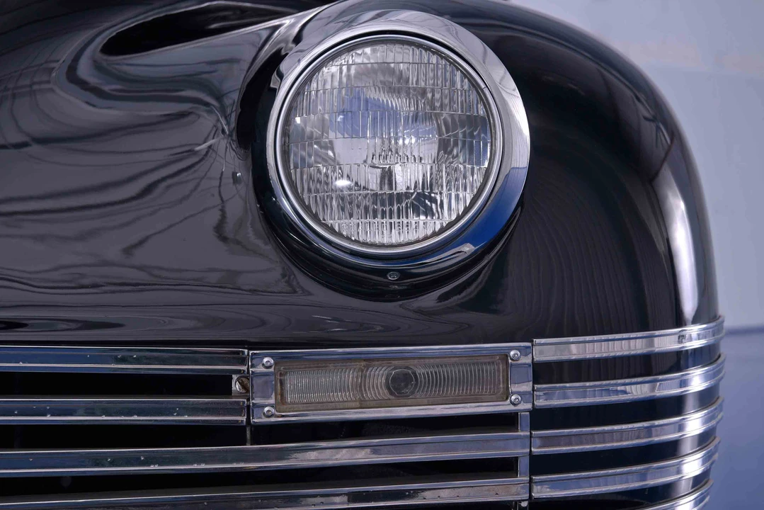 1947 Lincoln Zephyr - Image 13 of 31